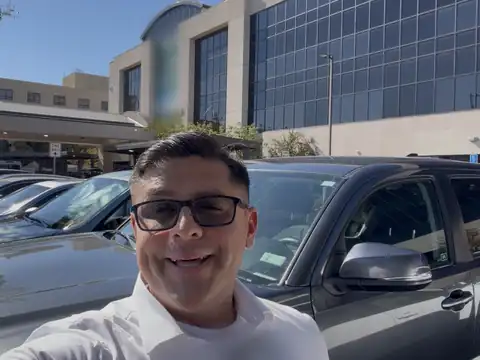 Brent Hernandez, registered California process server, on location